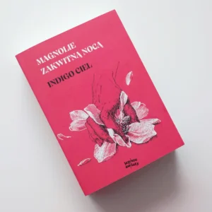 Magnolie zakwitną nocą